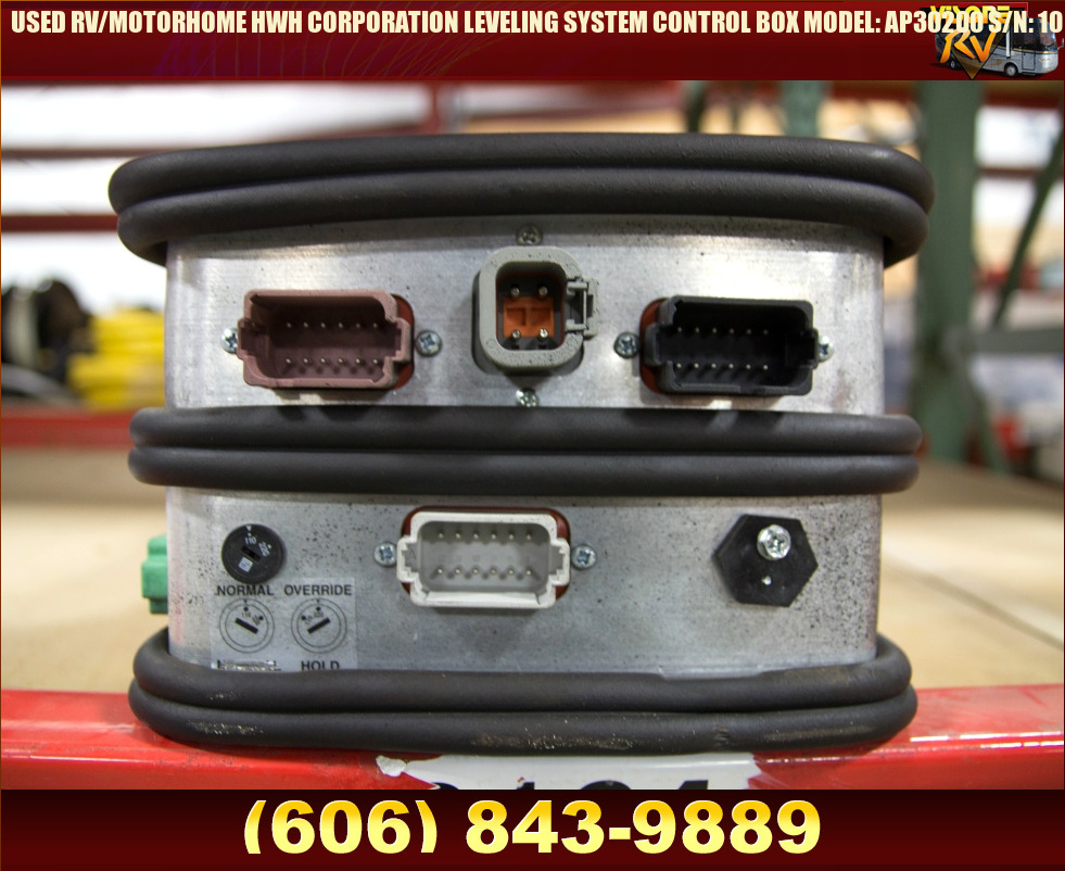 RV Components USED RV/MOTORHOME HWH CORPORATION LEVELING SYSTEM CONTROL