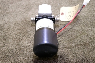 USED MOTORHOME VENTURE 9600A SLIDE OUT MOTOR FOR SALE