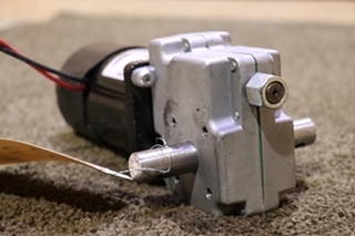 USED MOTORHOME VENTURE 9600A SLIDE OUT MOTOR FOR SALE