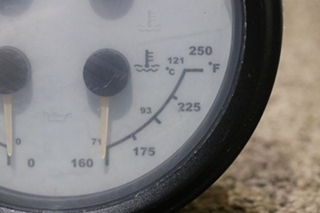 USED RV W-11049-04 4 IN 1 FUEL / TEMP / OIL / TEMP DASH GAUGE FOR SALE