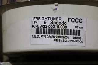 USED RV/MOTORHOME FREIGHTLINER SPEEDOMETER DASH GAUGE W22-00019-000 FOR SALE