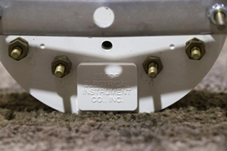 USED 3 IN 1 946486 TACH / VOLTS / OIL DASH GAUGE MOTORHOME PARTS FOR SALE