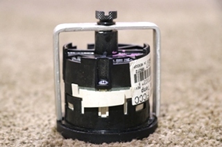 USED RV/MOTORHOME FREIGHTLINER COOLANT TEMP DASH GAUGE W22-00006-017 FOR SALE