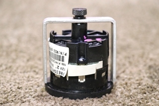 USED FREIGHTLINER VOLTS W22-00007-010 DASH GAUGE MOTORHOME PARTS FOR SALE