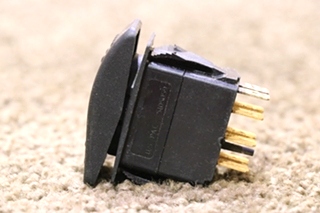 USED RV VL11 RESUME / SET DASH SWITCH FOR SALE