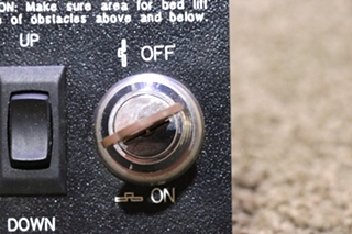 USED RV/MOTORHOME BED LIFT CONTROL KEY & SWITCH PANEL AT142-40 FOR SALE