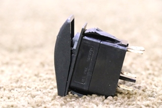 USED RV/MOTORHOME MIRR HEAT DASH SWITCH V1D1 FOR SALE