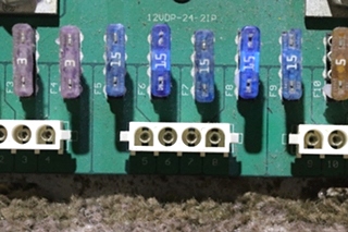 USED KIB FUSE PANEL 16616257 RV/MOTORHOME PARTS FOR SALE