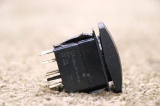 USED RV/MOTORHOME EXT / RET DOOR AWNING DASH SWITCH VLD1 FOR SALE