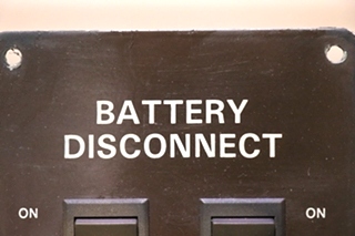 USED RV/MOTORHOME BATTERY DISCONNECT SWITCH PANEL FOR SALE