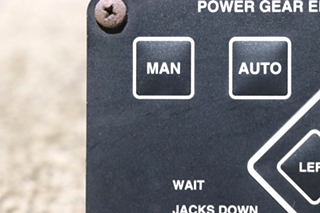 USED MOTORHOME POWER GEAR 140-1226 ELECTRONIC LEVELING TOUCH PAD FOR SALE