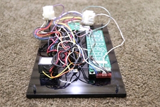 USED RV LA1025 VENTLINE DISCOVERY MONITOR PANEL FOR SALE
