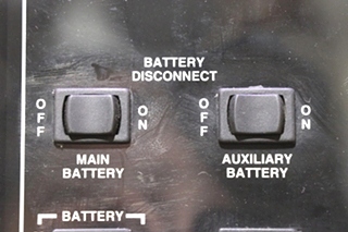 USED RV LA1025 VENTLINE DISCOVERY MONITOR PANEL FOR SALE