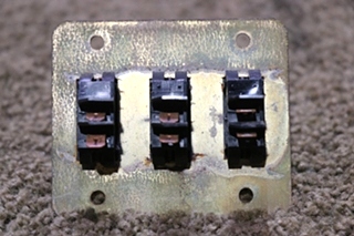 USED RV STEP / HANDLE / PORCH 3 SWITCH PANEL FOR SALE