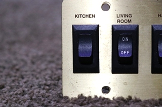 USED MOTORHOME KITCHEN / LIVING ROOM / HALL / DINETTE 4 SWITCH PANEL FOR SALE