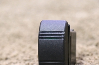 USED MOTORHOME GREEN LIGHT BAR V8D1 BLACK ROCKER SWITCH FOR SALE