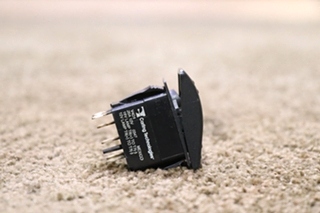 USED MOTORHOME STOR LIGHTS V4D1 DASH SWITCH FOR SALE