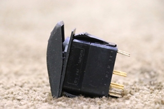 USED VA12 BRAKE HI / LO DASH SWITCH RV PARTS FOR SALE