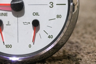 USED 3 IN 1 FREIGHTLINER TACH / ENGINE / OIL DASH GAUGE 7774-10001-01