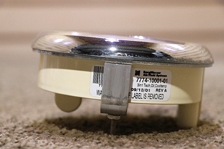 USED 3 IN 1 FREIGHTLINER TACH / ENGINE / OIL DASH GAUGE 7774-10001-01