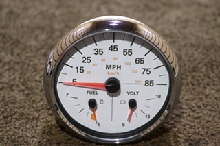 USED 7774-10002-01 3 IN 1 FREIGHTLINER SPEED / FUEL / VOLT DASH GAUGE