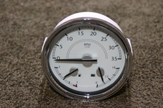 USED 3 IN 1 FREIGHTLINER TACH / FUEL / VOLT DASH GAUGE W22-00012-007