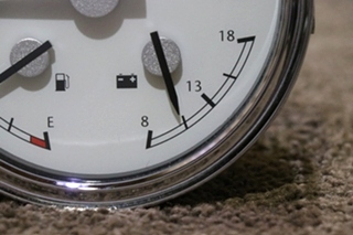 USED 3 IN 1 FREIGHTLINER TACH / FUEL / VOLT DASH GAUGE W22-00012-007