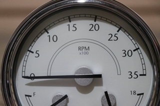 USED 3 IN 1 FREIGHTLINER TACH / FUEL / VOLT DASH GAUGE W22-00012-007