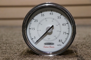 USED W22-00019-000 FREIGHTLINER SPEEDOMETER DASH GAUGE