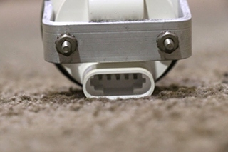 USED MEDALLION FRONT AIR 6913-00276-29 DASH GAUGE