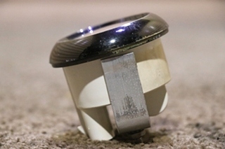 USED MEDALLION FRONT AIR 6913-00276-29 DASH GAUGE