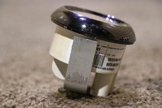 USED MEDALLION FRONT AIR 6913-00276-29 DASH GAUGE