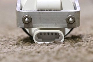 USED MEDALLION REAR AIR DASH GAUGE 6913-00277-29