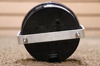 USED 3 IN 1 MEDALLION 8640-40014-19 TACH / FRONT / REAR DASH GAUGE