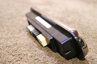 USED 1539-10233-19 MEDALLION WARNING LIGHT BAR