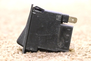 USED DOCK LIGHTS RIGHT SWITCH 511.005