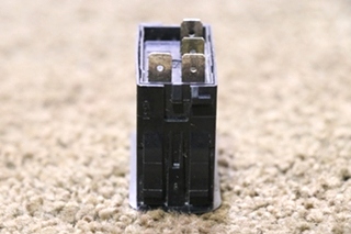 USED L11D1 MAP LIGHT DASH SWITCH