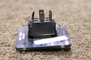 USED BAGGAGE DOOR LOCKS SWITCH PANEL