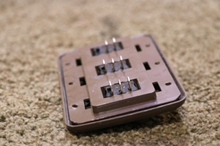 USED CEILING / FAN / ACCENT TRIPLE SWITCH PANEL