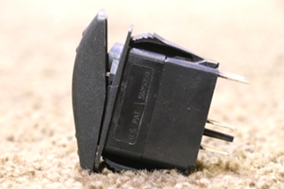 USED V1D1 UTILITY LIGHT ON / OFF SWITCH