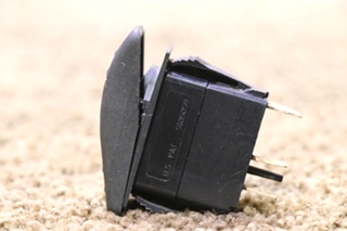 USED V1D1 CEILING LIGHT SWITCH