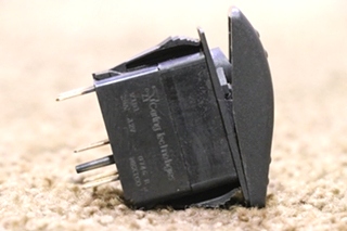 USED V1D1 RETARDER ON / OFF DASH SWITCH