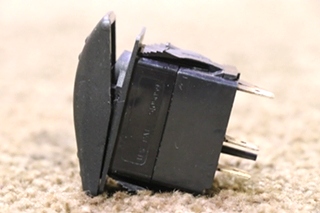 USED V1D1 STEP COVER DASH SWITCH