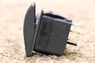 USED MIRROR SELECT V6D1 DASH SWITCH