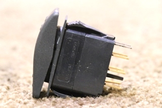 USED RH SHADE DASH SWITCH VL11