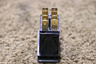 USED RH SHADE DASH SWITCH VL11