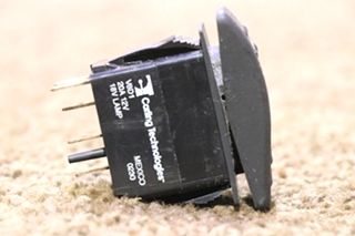 USED V8D1 UP / DOWN PASS SHADE DASH SWITCH