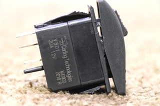 USED V8D1 BATTERY CUT OFF DASH SWITCH