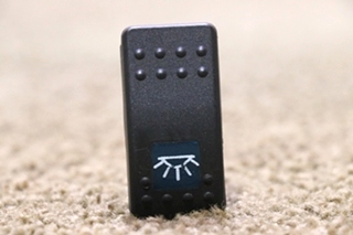 USED MAP LIGHT DASH SWITCH V4D1