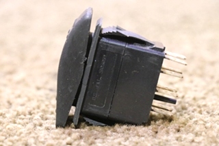 USED PEDAL IN / OUT DASH SWITCH VLD1